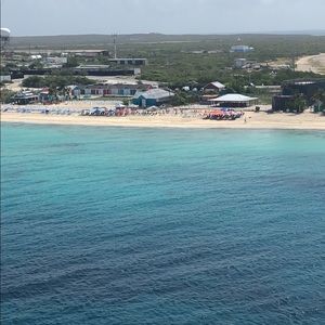 Meet your Posher, Monique